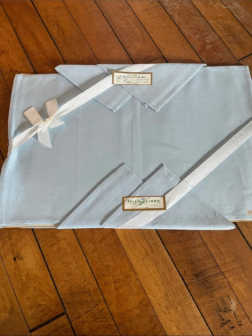 Ireland Light Blue placemats & napkins